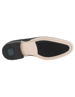 Florsheim Sentinel Cap Toe Shoes in Black
