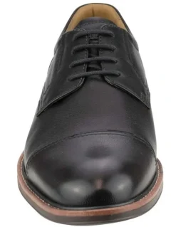 Florsheim Traveller Cap Toe Derby Shoe in Black