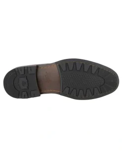 Florsheim Anthem Plain Toe Chukka Boot in Brown