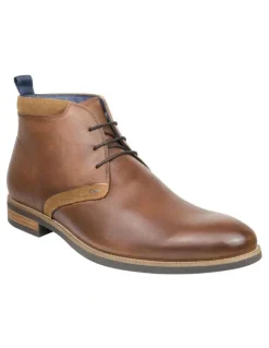 Florsheim Cumulus Plain Toe Chukka Boots in Tan