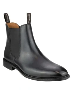 Florsheim Flinders Plain Toe Chelsea Boot in Black