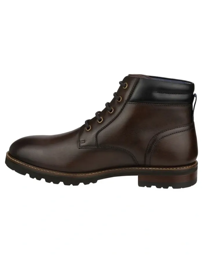 Florsheim Renegade Chukka Boot in Brown