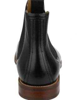 Florsheim Rucci Chelsea Boot in Black