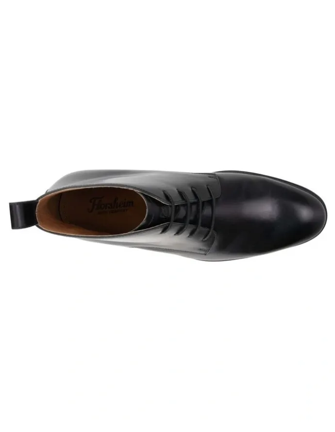 Florsheim Sentinel Plain Toe Chukka Boot in Black