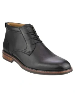 Florsheim Traveller Plain Toe Chukka Boot in Black