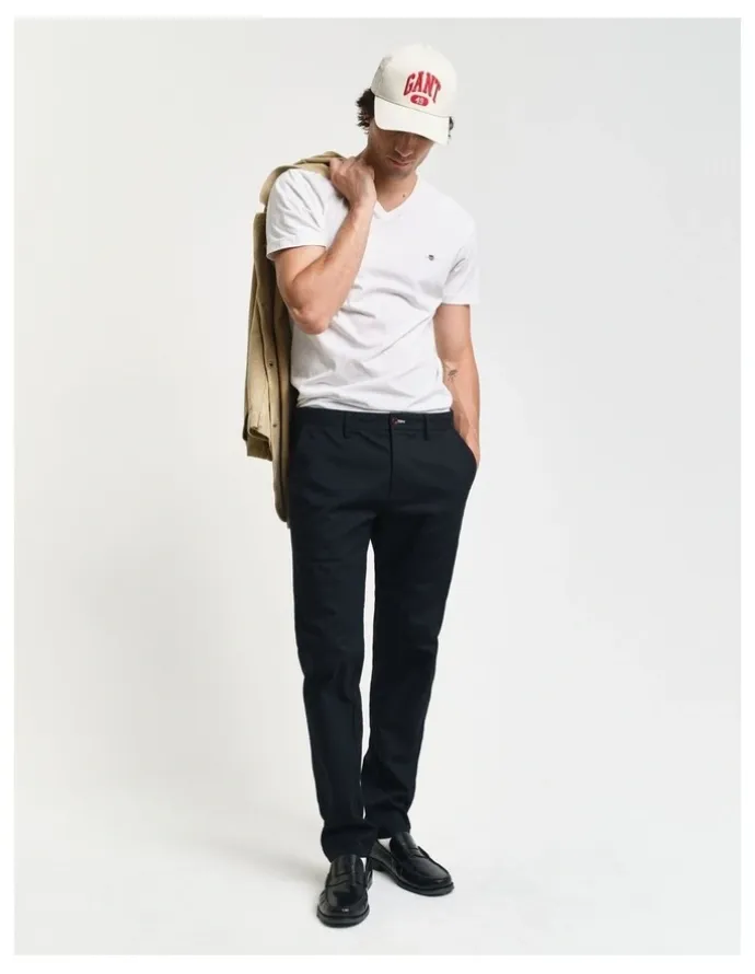 Gant Slim Fit Shield V-Neck T-Shirt in White