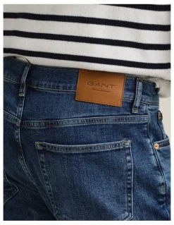 Gant Regular Fit Jeans in Mid Blue Broken In