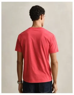 Gant Regular Fit Shield T-Shirt in Rose Red