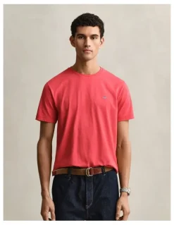 Gant Regular Fit Shield T-Shirt in Rose Red