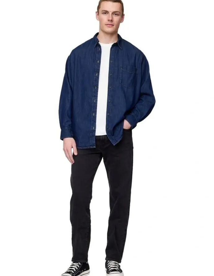 Gap Straight Jeans in Black