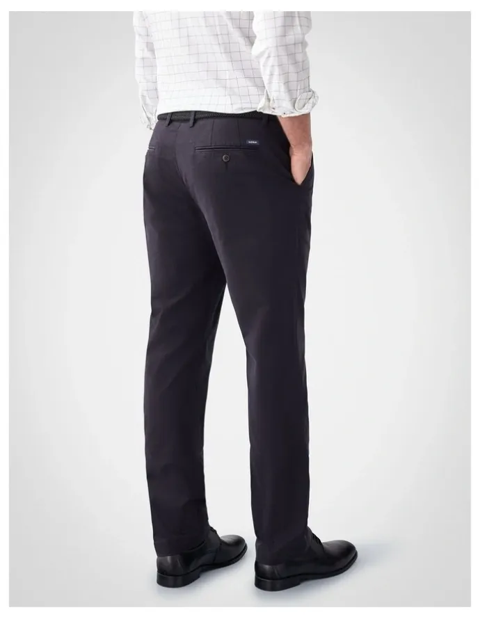 GAZMAN Comfort Chino Pant in Black