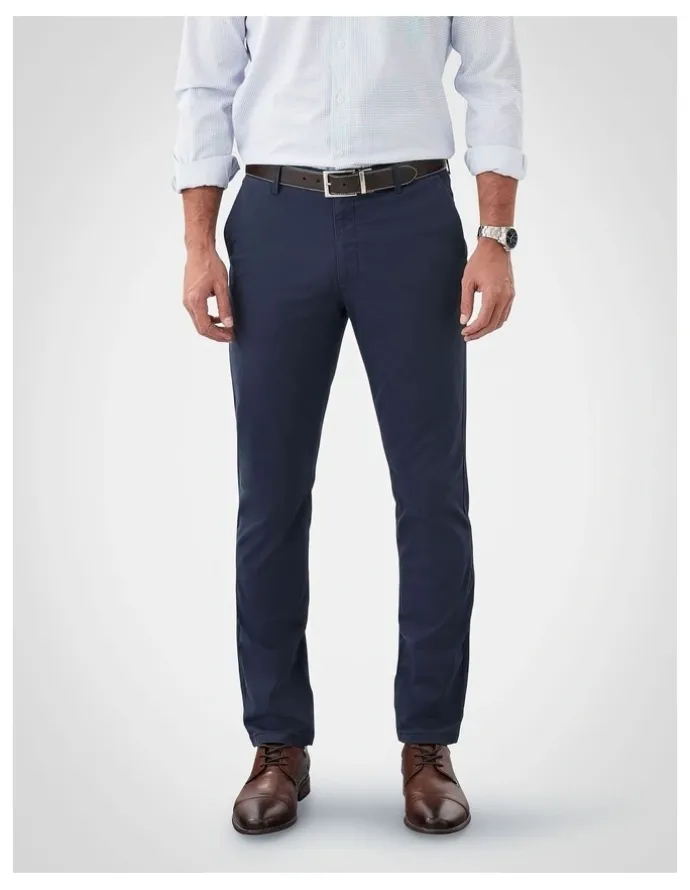 GAZMAN Modern Tapered Chino Pant in Navy