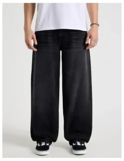 Grab Barrel Leg Jeans in Black