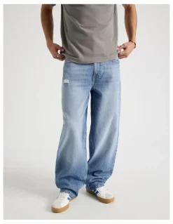 Grab Barrel Leg Jeans in Light Blue