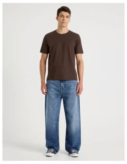 Grab Crew Neck T-Shirt in Brown