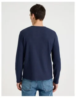 Grab Garment Dye Slim Henley Waffle in Navy