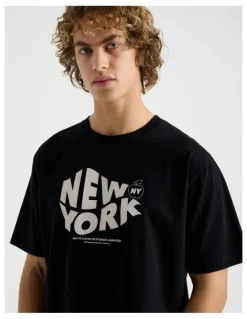 Grab Loose Fit Crew Neck Graphic T-Shirt in Black