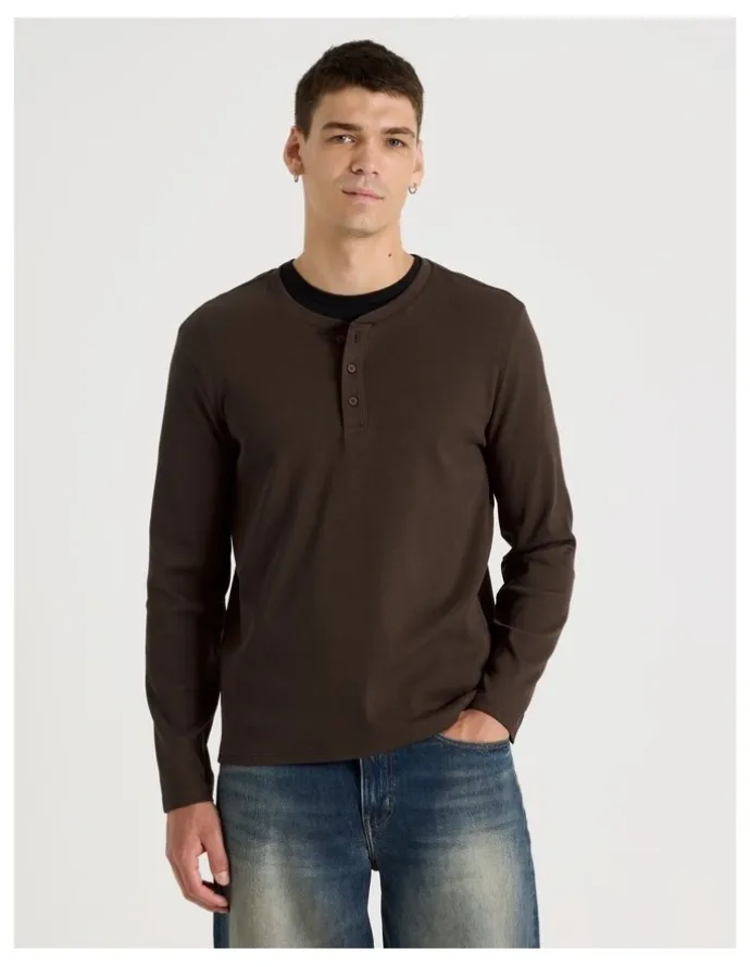 Grab Regular Fit Henley Rib Knit in Brown