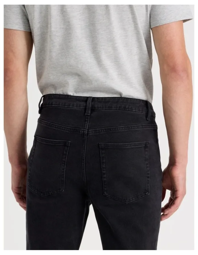 Grab Regular Tapered Jeans Black