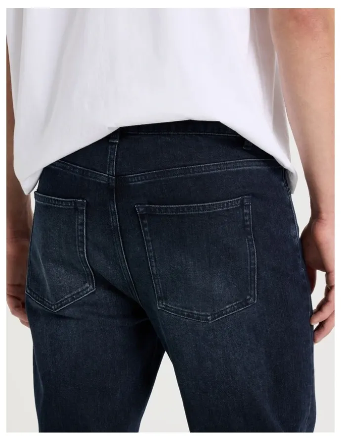 Grab Regular Tapered Jeans in Nearly Black
