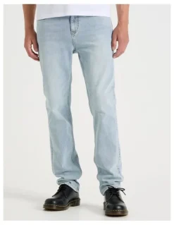 Grab Regular Tapered Jeans in Light Blue