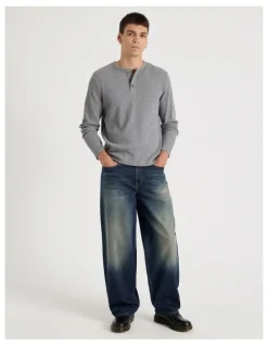 Grab Slim Henley Waffle in Charcoal