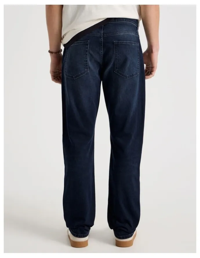 Grab Straight At Waist Jeans in Nearly Black