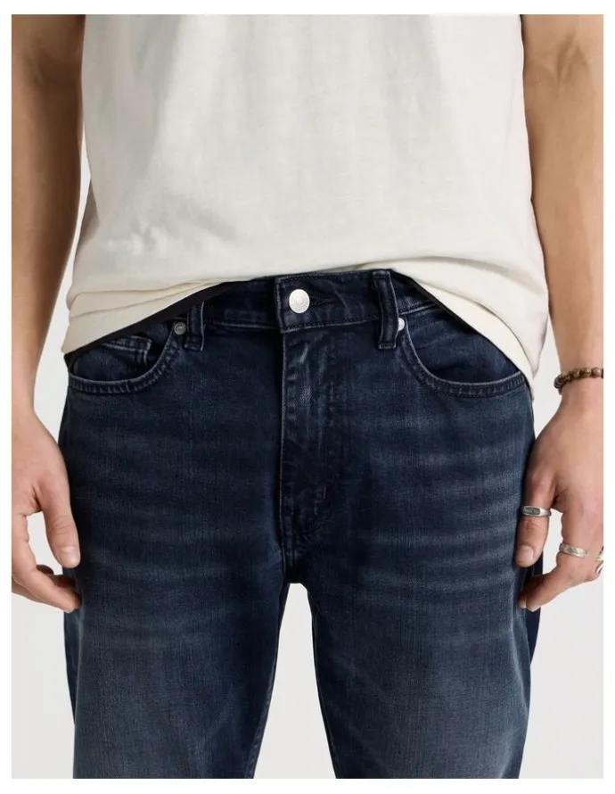 Grab Straight At Waist Jeans in Nearly Black