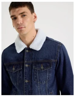 Grab Type 3 Sherpa Trucker Jacket in Mid Blues