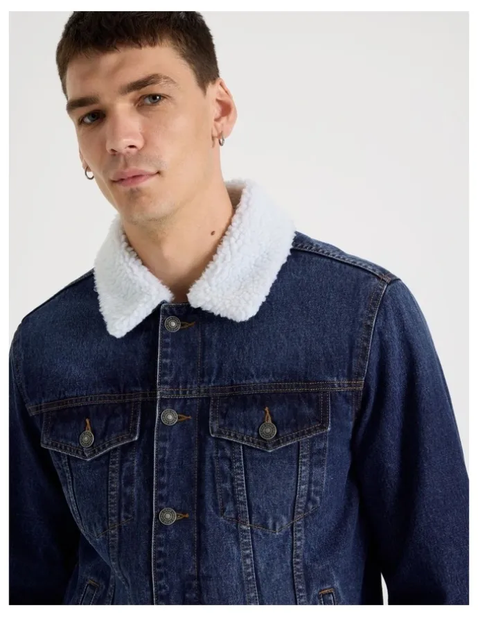 Grab Type 3 Sherpa Trucker Jacket in Mid Blues