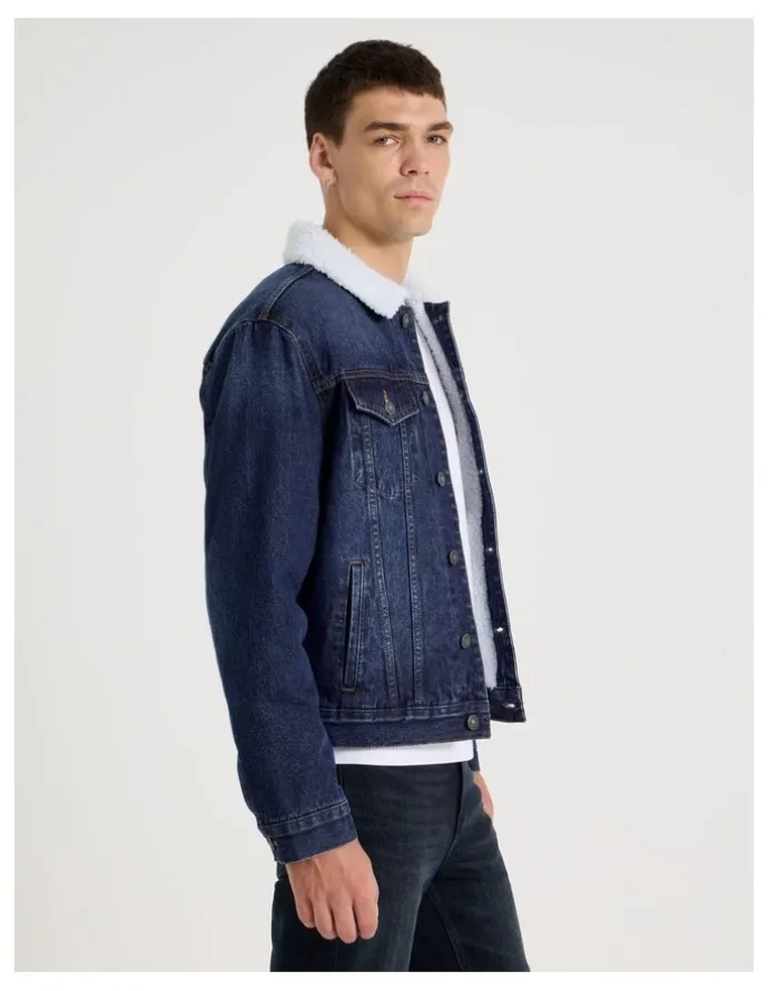 Grab Type 3 Sherpa Trucker Jacket in Mid Blues