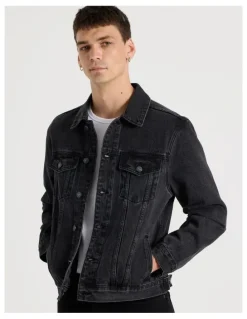 Grab Type 3 Trucker Jacket in Black