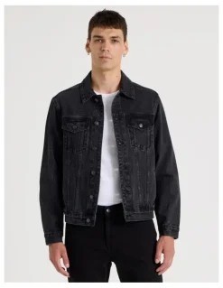 Grab Type 3 Trucker Jacket in Black