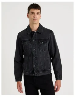 Grab Type 3 Trucker Jacket in Black