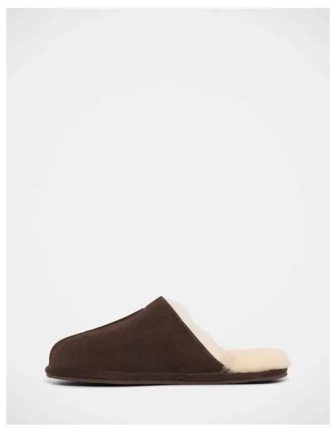 Grosby Adrian II Slippers in Chocolate