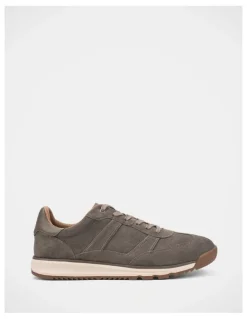 Hush Puppies Ace Sneakers In Truffle