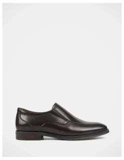 Hush Puppies Bently Shoes In Mahogany