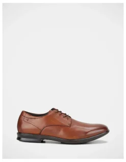 Hush Puppies Cale Shoes In Tan Burnish