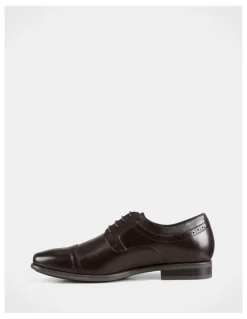 Hush Puppies Nash Shoes in Brown