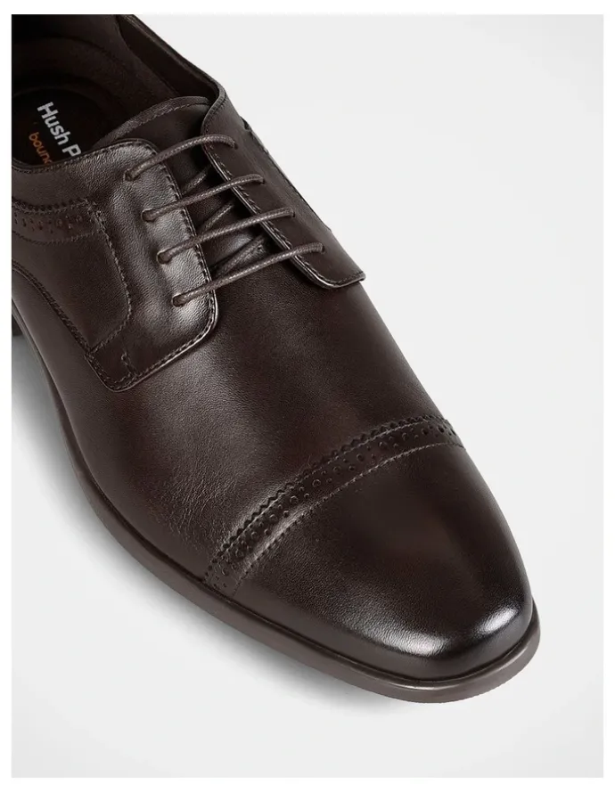 Hush Puppies Nash Shoes in Brown