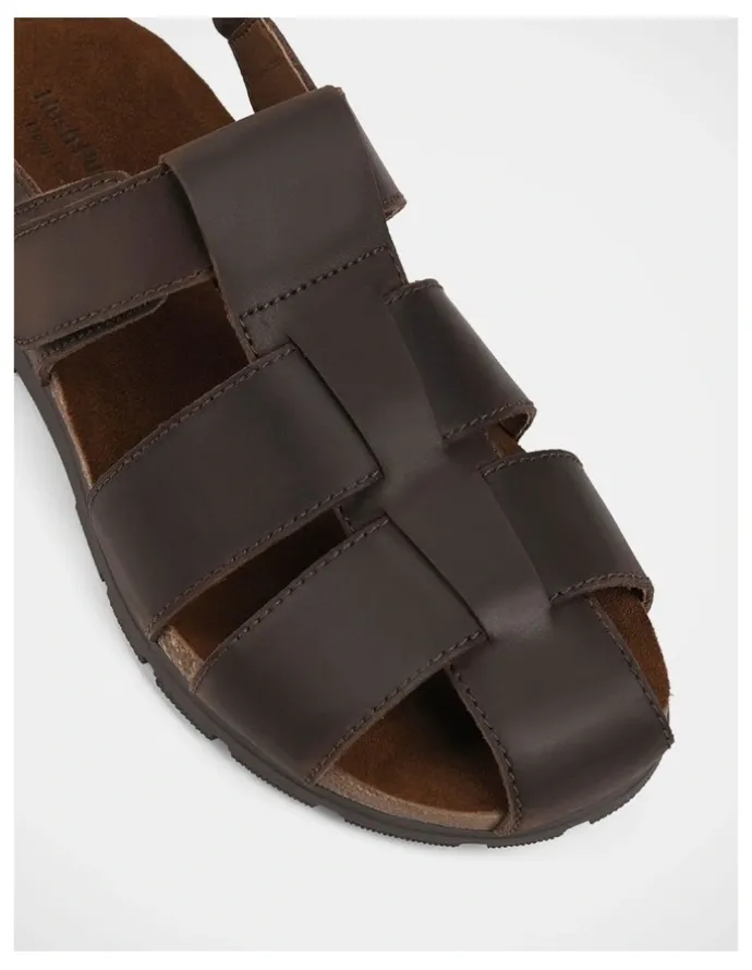 Hush Puppies Seth Sandals in Brown