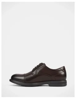 Hush Puppies Upbeat Shoes in Brown
