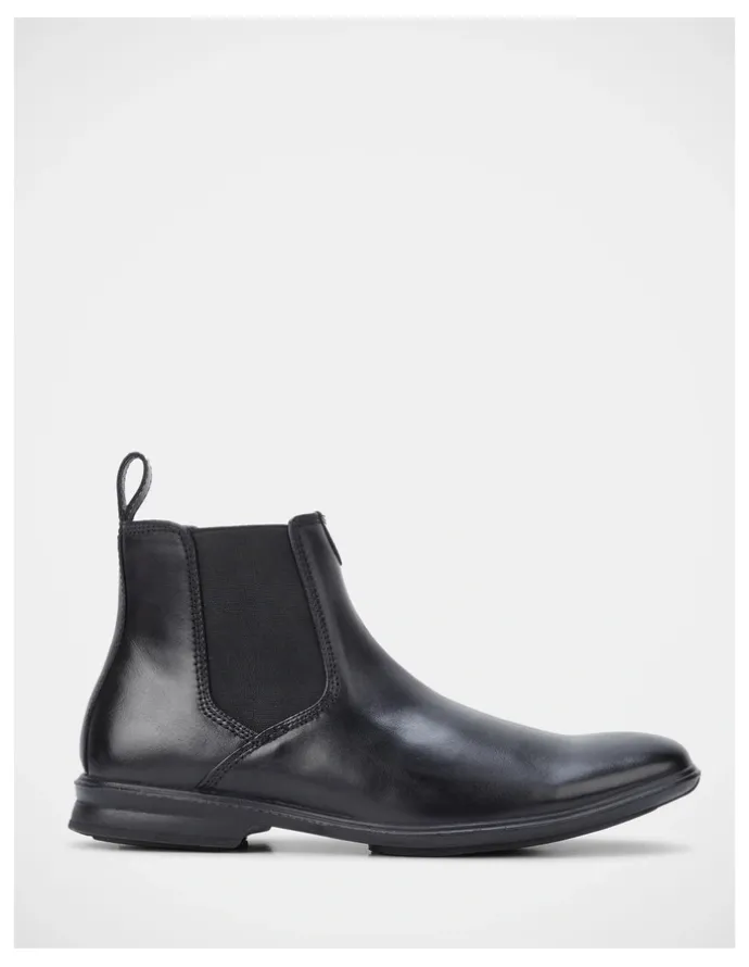 Hush Puppies Chelsea Leather Boots in Black