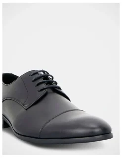 JM Thirty 3 Olen Shoes in Black