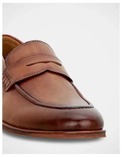 JM Thirty 3 Simon Shoes in Tan
