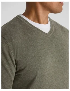 Johnny Bigg Essential V-Neck Sweater in Green Marle