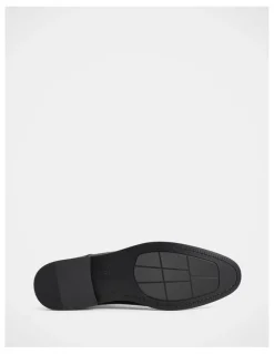 Julius Marlow Alto Shoes in Black