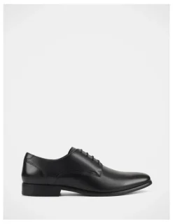 Julius Marlow Alto Shoes in Black
