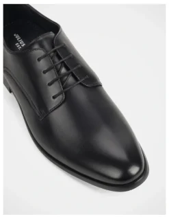 Julius Marlow Alto Shoes in Black