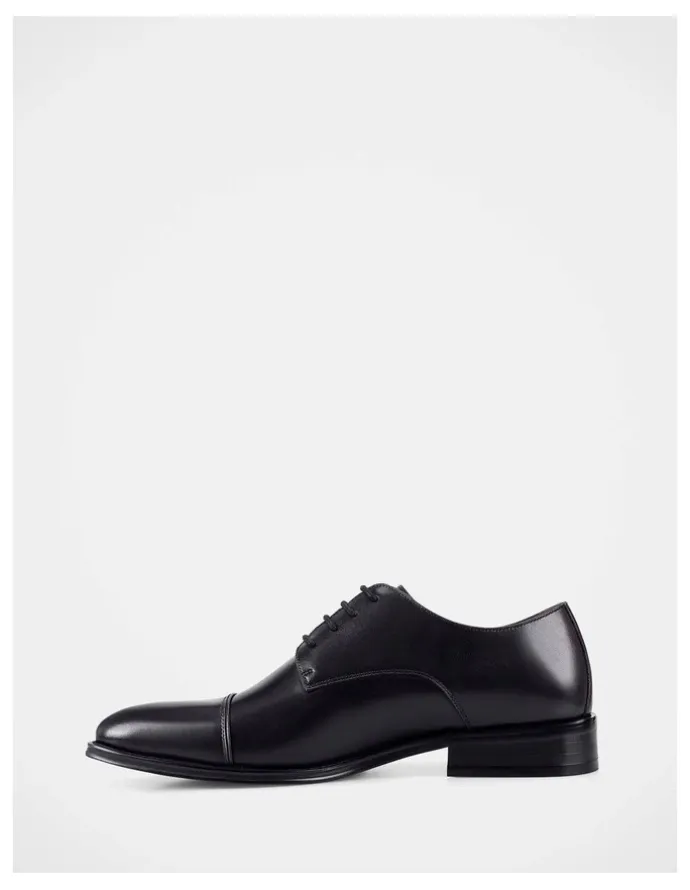Julius Marlow Bay Dress Shoe in Black